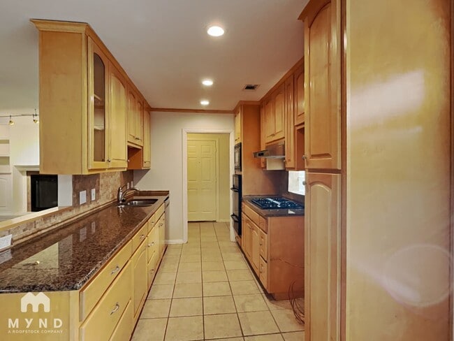 Photo - 525 Copper Ridge Dr