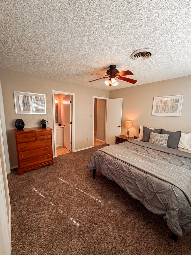 Photo - 2310 Nevada Dr