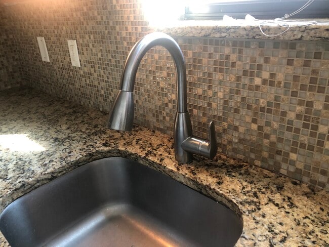 Photo - 529 54th St Unidad 1