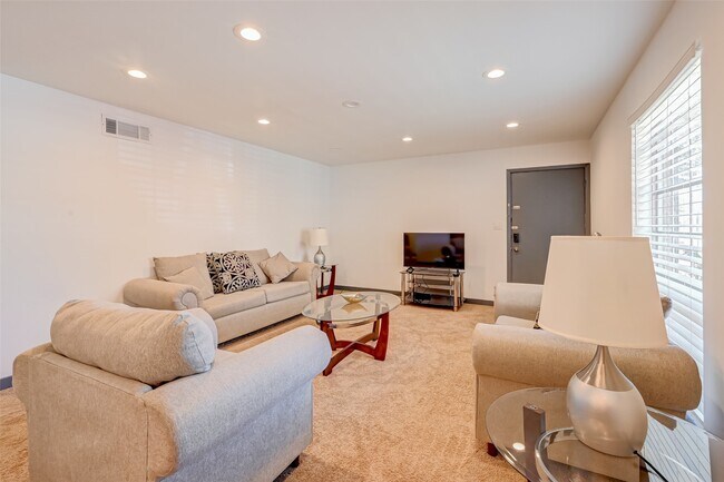5863 Inwood Dr Unit 5