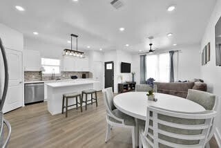 Photo - 211 S 5th St