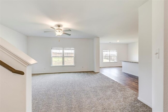 Photo - 117 Fairfax Ln