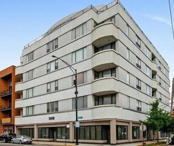 Building Photo - 4810 N Lavergne Ave Unit 401 Rental