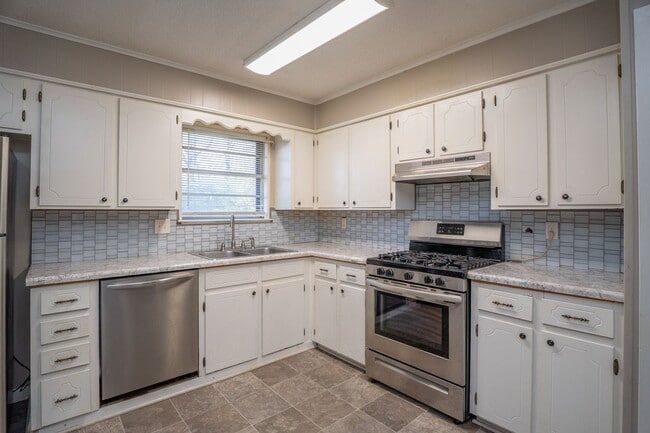 Photo - Large Backyard in North Little Rock