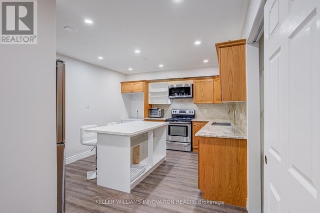 Photo - 1522 King St E Unit 401