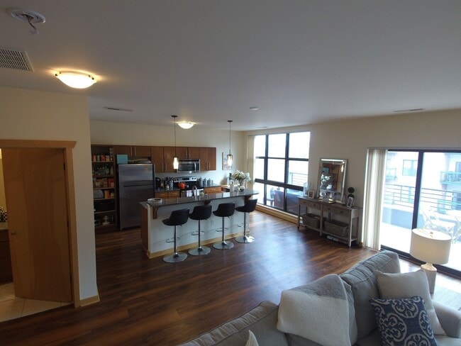 Photo - Jackson Square Apartments