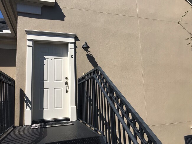 Photo - 1376 Lake Baldwin Lane Unit C