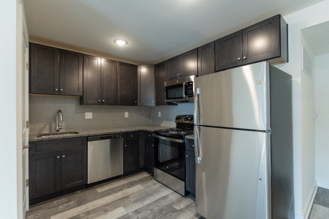 Building Photo - 3209 Spring Garden St Unit Floor Plan 3 Rental