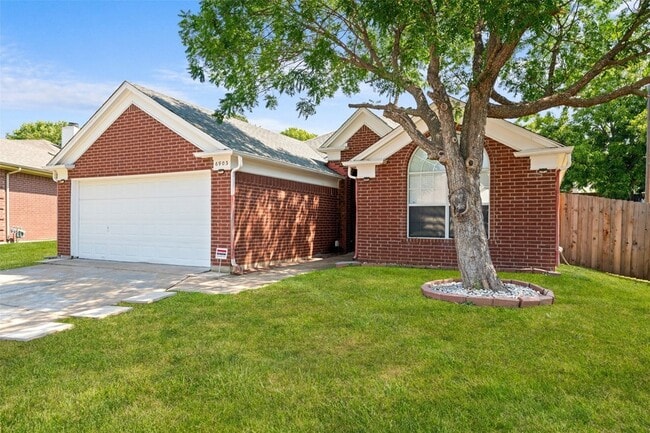 Photo - 6903 Hawaii Ln