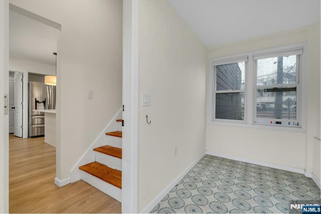 Photo - 316 Palisade Ave