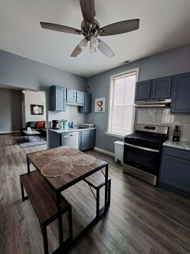 Photo - 3128 N Clybourn Ave Unit 2R