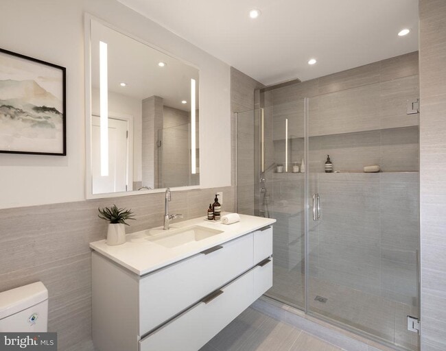 Photo - 900 N 9th St Unit G