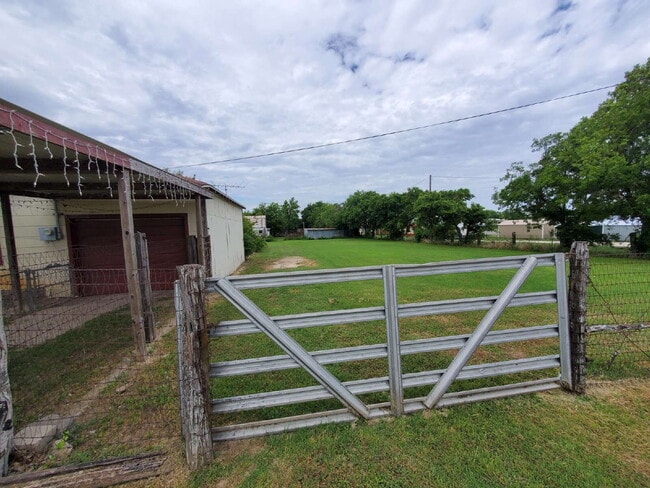 Photo - "Charming Cresson Retreat: Cozy 2-Bed Home...