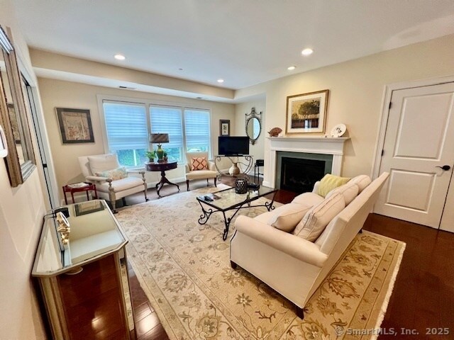 Photo - 103 Main St Unidad 2202