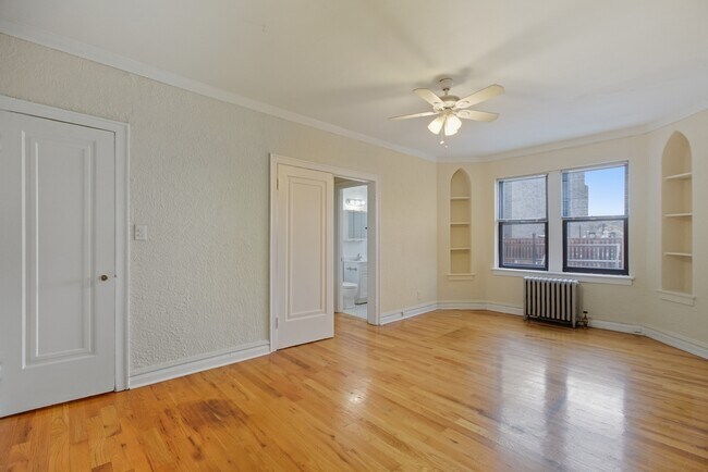 4829 N Damen Ave Unit 309