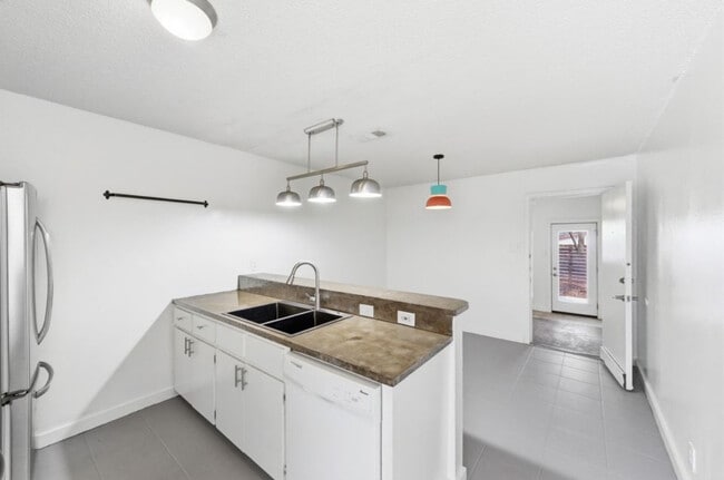 Photo - 3408 Dolphin Dr