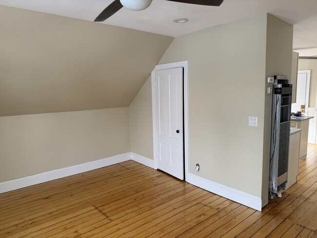 Living Room - Front Door POV (160 SF) - 16 Tecumseh Street Unit #3