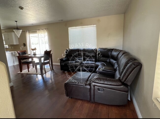 Photo - 177 Interlochen Ln