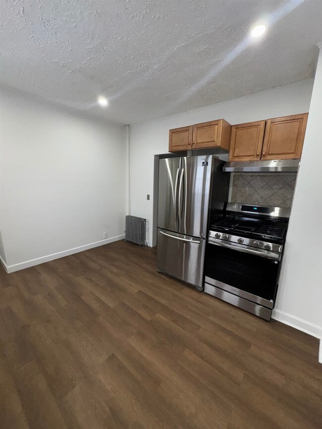 Photo - 438 4th St Unit 1