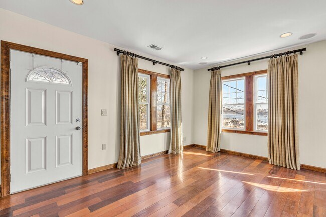 Photo - 9 Old Wood Rd