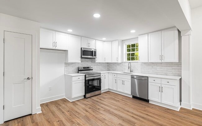 Cocina - 20 Lyncrest St