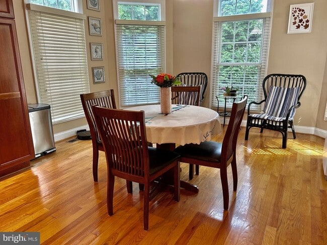 Photo - 202 Martins Ln