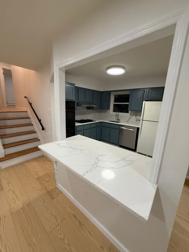 Photo - 30 Bay 37th St Unit 3