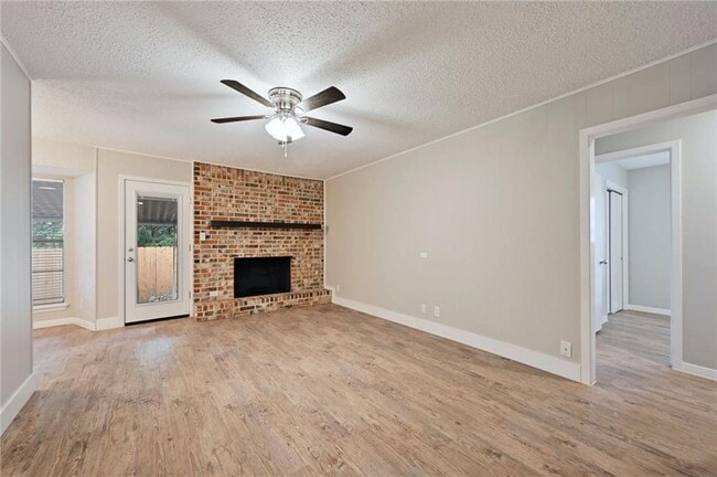 Photo - 2009 Greenbrook Pkwy