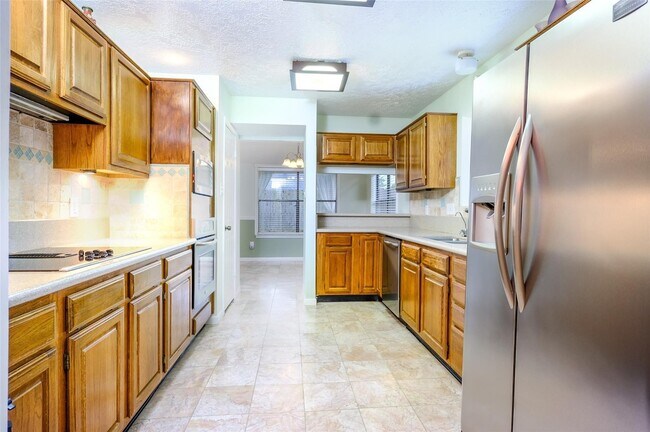 Photo - 2520 Hadley Cir