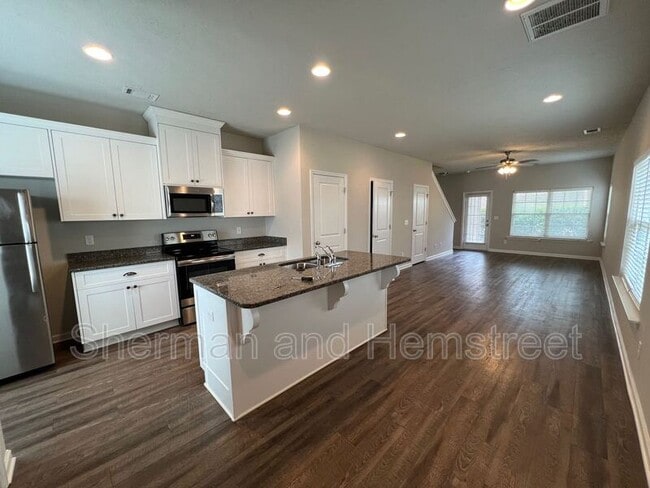 Photo - 737 Tarvin Cir Unidad 737