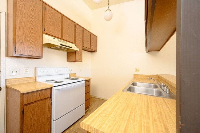 Park Columbia Apts