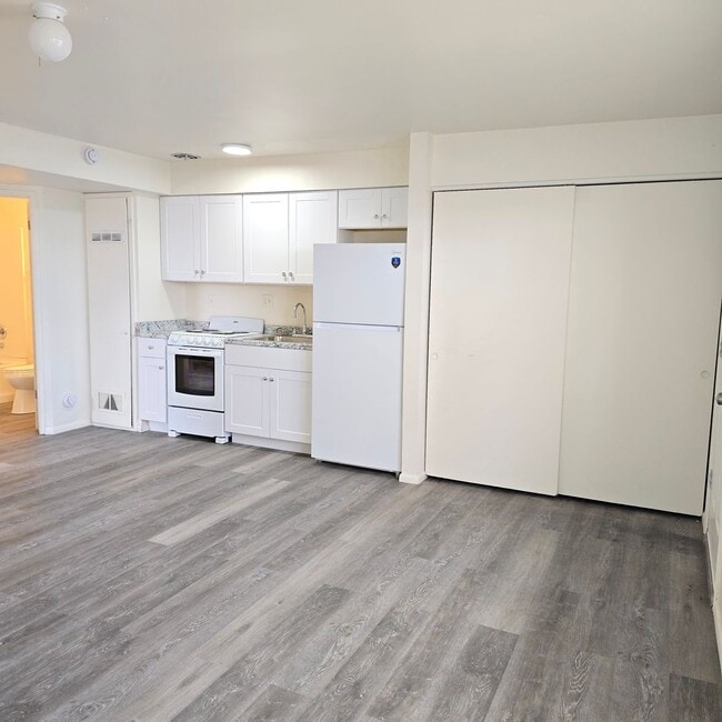 Photo - Remodeled and Fresh! One Bedroom Apartment with utilities included Unit #5