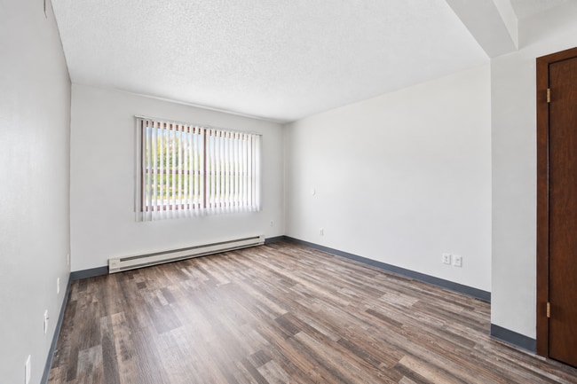 Brentwood Estates Apartments