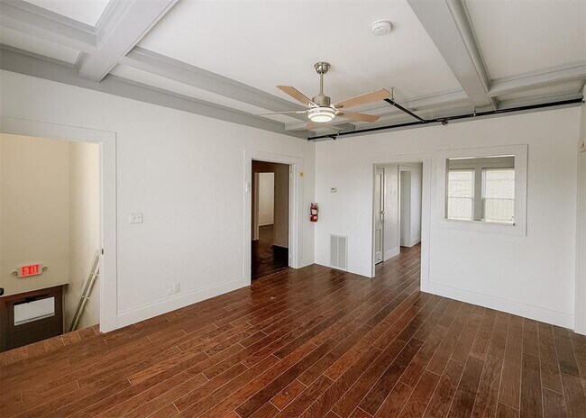 Photo - 1120 NW 51st St Unit 3