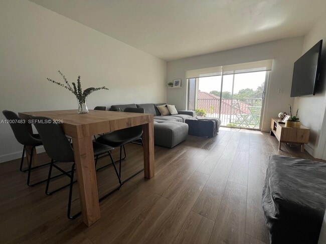 Building Photo - 2369 NW 89th Dr Unit 511