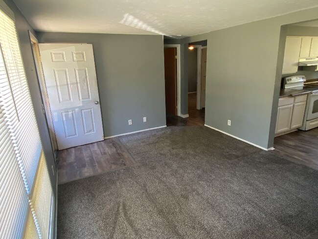 Photo - 211 Eaton St Casa