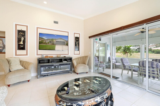 Photo - 6262 Breckenridge Cir