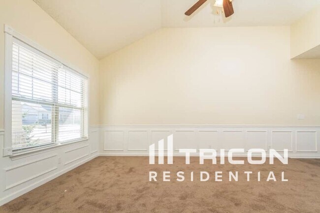 Photo - 1712 Colyn Avenue