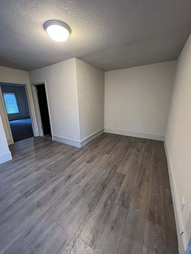 Photo - 673-675 Park Ave Unit 675 1/2 Park Ave