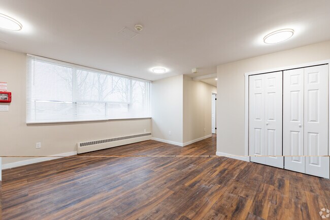 Photo - 21 Kendale Court Apartments