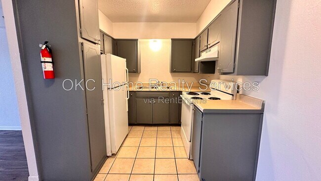 Photo - 712 NE 27th St Unit 4