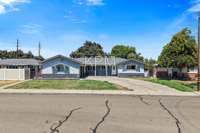 Photo - 2155 Portola Ave