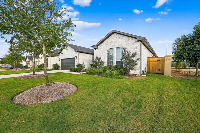 Photo - 28939 Shady Grove Ln