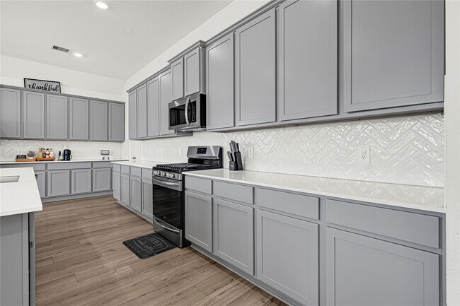 Photo - 31914 Lillie Lilac Ln