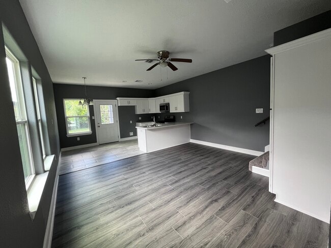 Photo - 440 Shamrock Ave