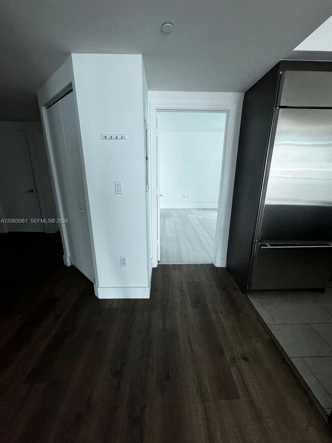 Photo - 500 Brickell Ave Unidad 1207