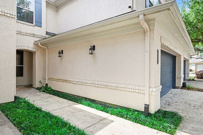 Photo - 4327 Lake Walk Ct