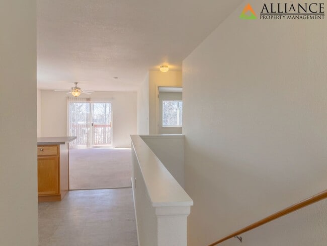 Photo - 1225 Newfoundland Dr