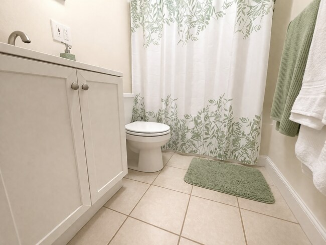 Photo - 1056 Cambridge St Unit 2F