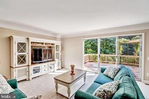 Photo - 353 Barnfield Square NE